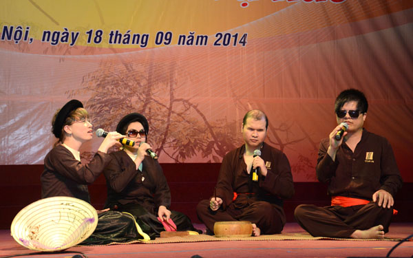 Liên hoan văn nghệ Mùa thu Hà Nội vang mãi niềm tự hào